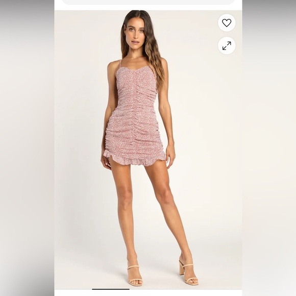 Lulus Dresses & Skirts - Lulus Walk the Walk Mauve Floral Print Ruched Bodycon Mini Dress